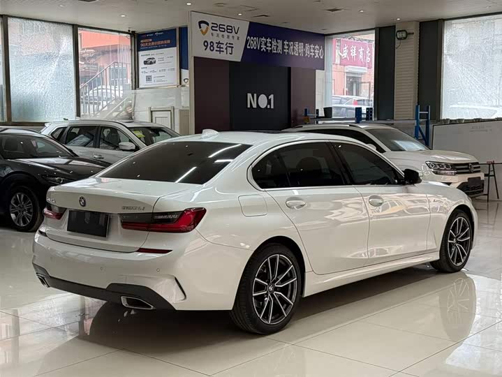 BMW 3 серии 2022 320Li M Sport фото 4