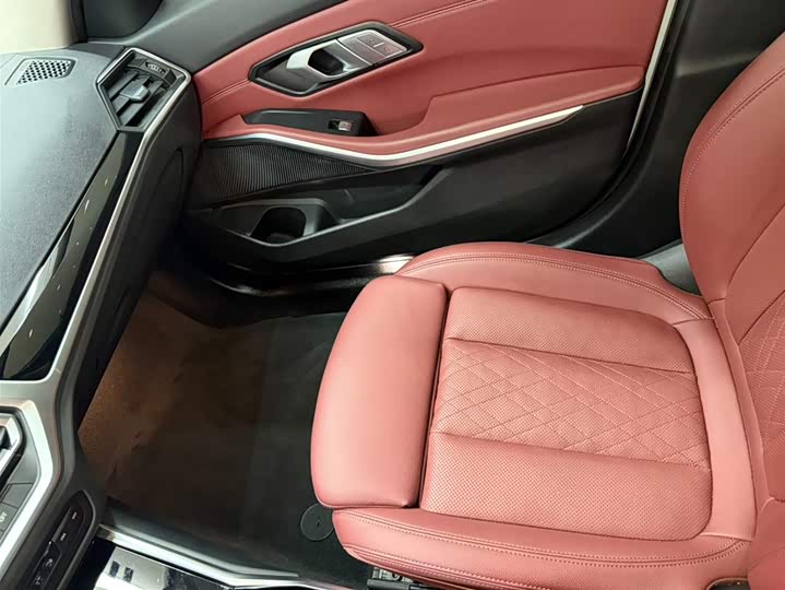 BMW 3 серии 2022 320Li M Sport фото 10