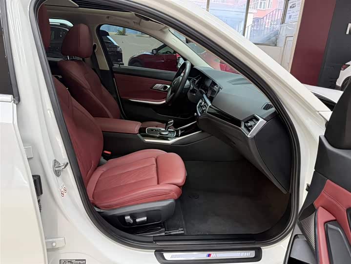 BMW 3 серии 2022 320Li M Sport фото 16