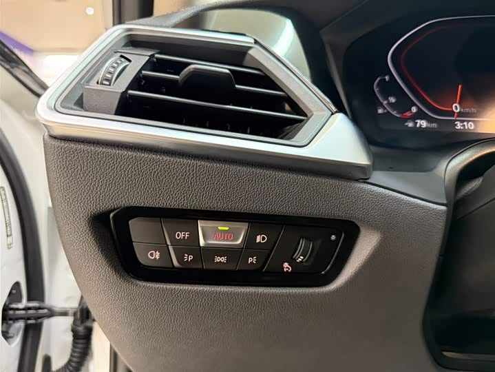 BMW 3 серии 2022 320Li M Sport фото 20