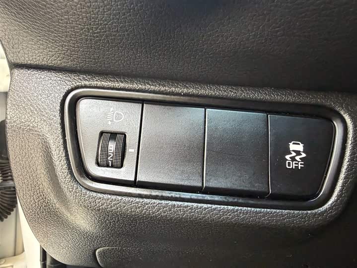 Kia K3 2021 1.5L CVT Fashion фото 9
