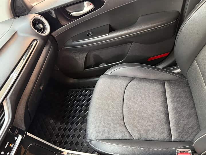 Kia K3 2021 1.5L CVT Fashion фото 13