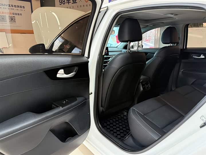 Kia K3 2021 1.5L CVT Fashion фото 17