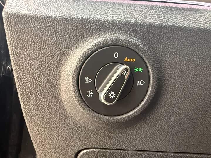 Tayron 2023 280TSI 2WD Luxury Plus Advanced фото 9