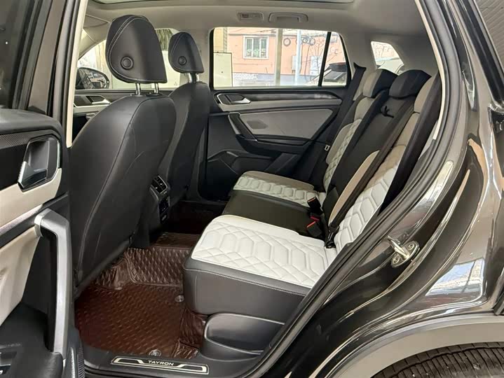 Tayron 2023 280TSI 2WD Luxury Plus Advanced фото 18