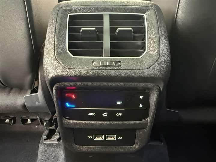Tayron 2023 280TSI 2WD Luxury Plus Advanced фото 10