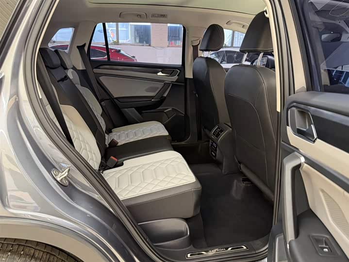 Tayron 2023 280TSI 2WD Luxury Plus Advanced фото 15