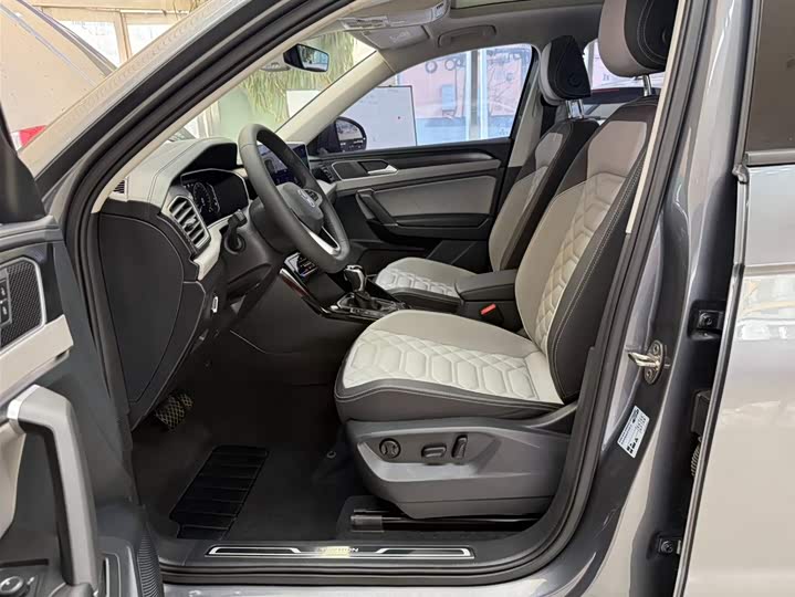 Tayron 2023 280TSI 2WD Luxury Plus Advanced фото 18