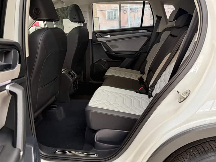 Tayron 2023 280TSI 2WD Luxury Plus Advanced фото 18