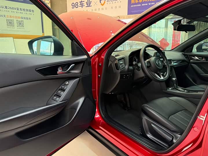Mazda CX-4 2021 2.0L автомат 2WD фото 10