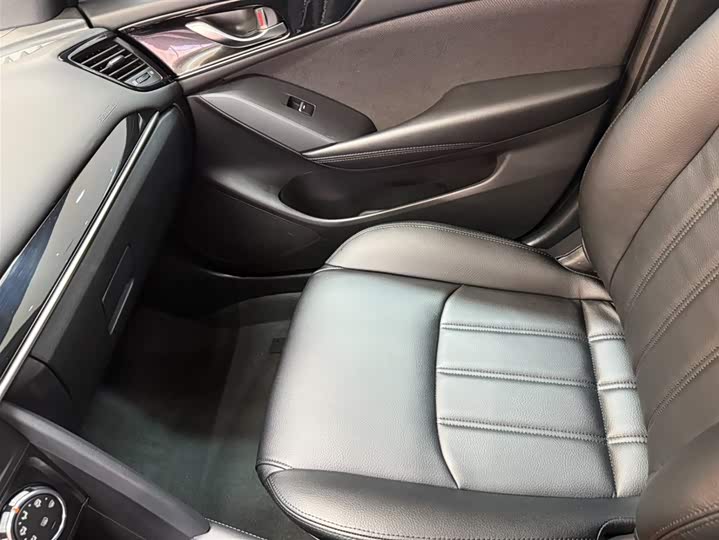 Mazda CX-4 2021 2.0L автомат 2WD фото 12