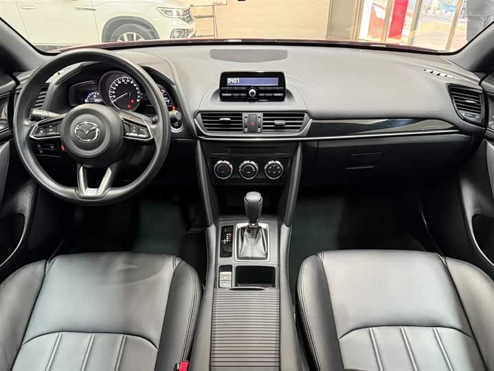Mazda CX-4 2021 2.0L автомат 2WD фото 14