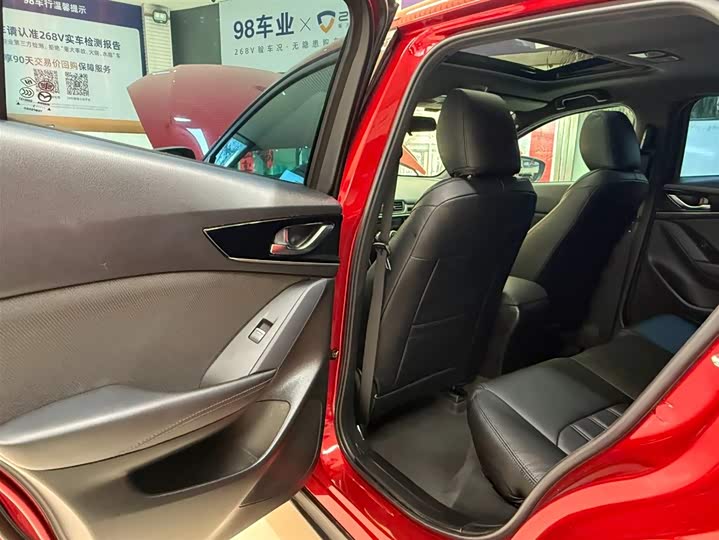 Mazda CX-4 2021 2.0L автомат 2WD фото 18