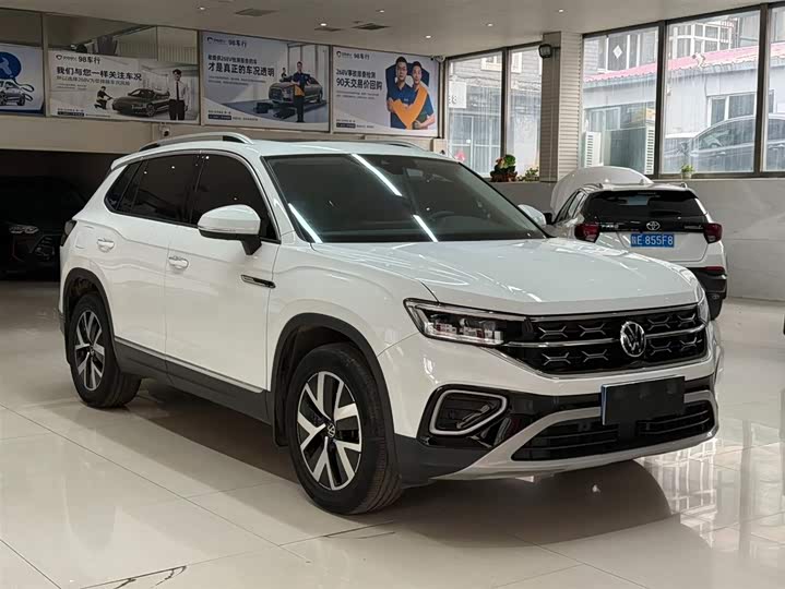 Tayron 2023 280TSI 2WD Luxury Plus Advanced фото 3
