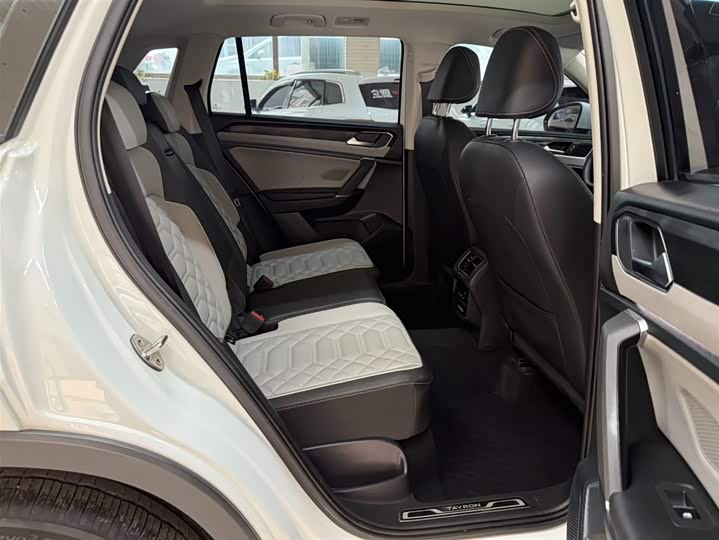 Tayron 2023 280TSI 2WD Luxury Plus Advanced фото 22