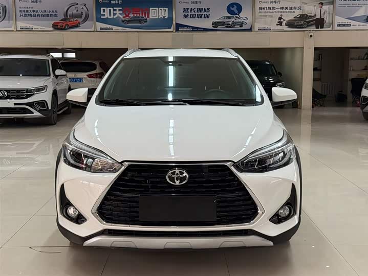 Yaris L 2022 X 1.5L CVT Luxury Plus фото 2