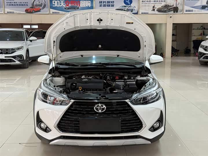 Yaris L 2022 X 1.5L CVT Luxury Plus фото 12