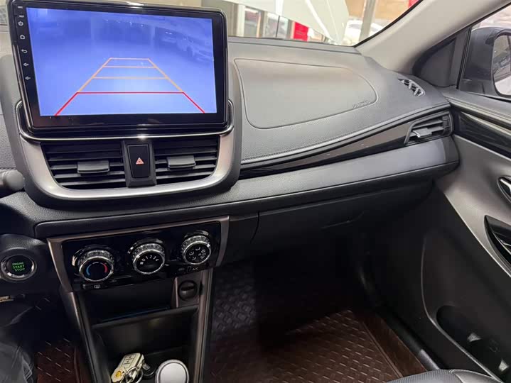 Yaris L 2022 X 1.5L CVT Luxury Plus фото 13
