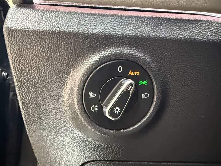 Tayron 2023 280TSI 2WD Luxury Plus Advanced фото 9