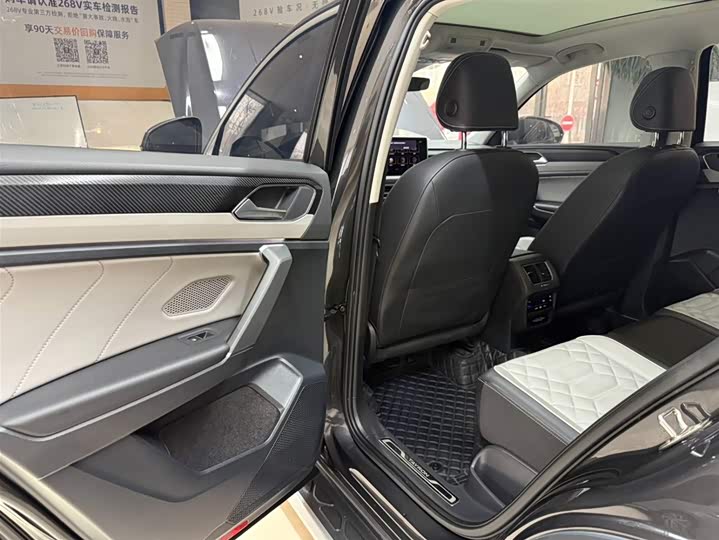 Tayron 2023 280TSI 2WD Luxury Plus Advanced фото 17