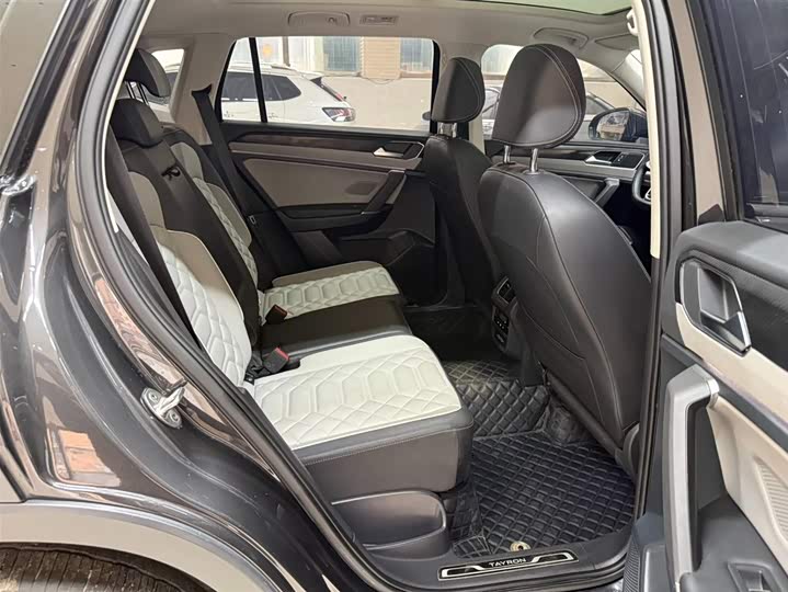 Tayron 2023 280TSI 2WD Luxury Plus Advanced фото 22