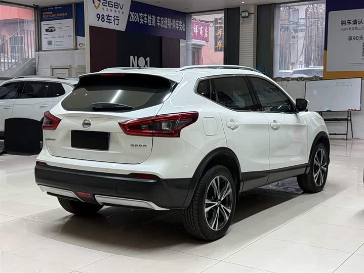 Qashqai 2022 2.0L CVT XV Prem Luxury фото 4