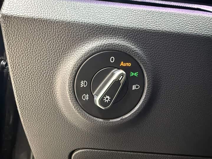 Tayron 2022 280TSI 2WD Luxury фото 14