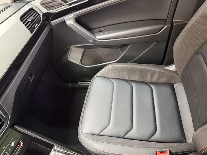 Tayron 2022 280TSI 2WD Luxury фото 18