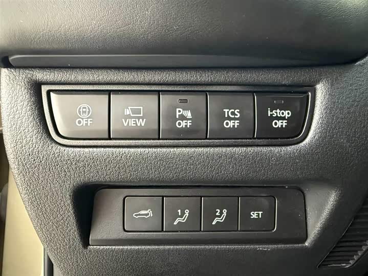 Mazda CX-50 2023 2.0L фото 8