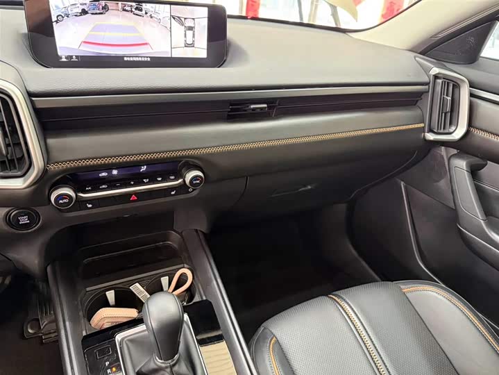 Mazda CX-50 2023 2.0L фото 11
