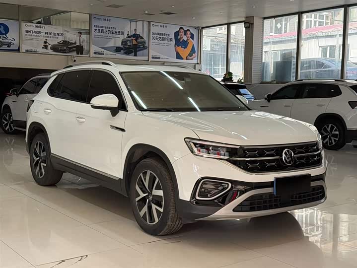 Tayron 2023 280TSI 2WD Luxury Plus Advanced фото 3