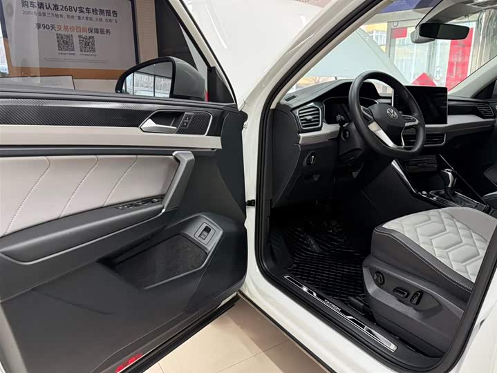 Tayron 2023 280TSI 2WD Luxury Plus Advanced фото 8