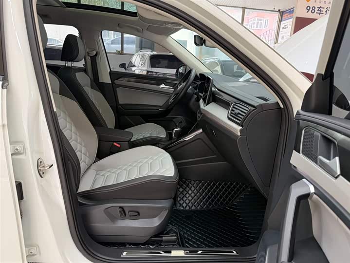Tayron 2023 280TSI 2WD Luxury Plus Advanced фото 21