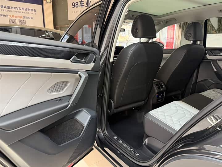 Tayron 2023 280TSI 2WD Luxury Plus Advanced фото 9