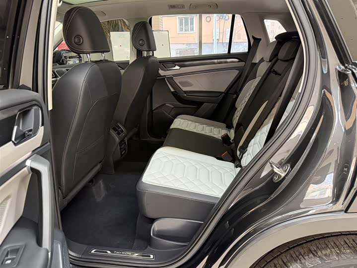 Tayron 2023 280TSI 2WD Luxury Plus Advanced фото 10