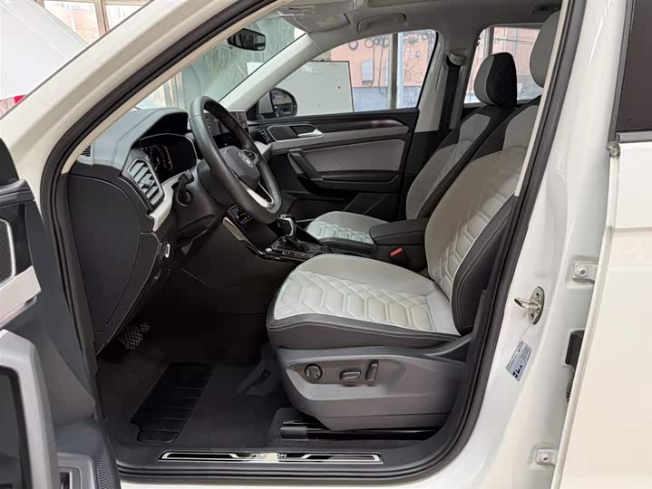 Tayron 2023 280TSI 2WD Luxury Plus Advanced фото 14