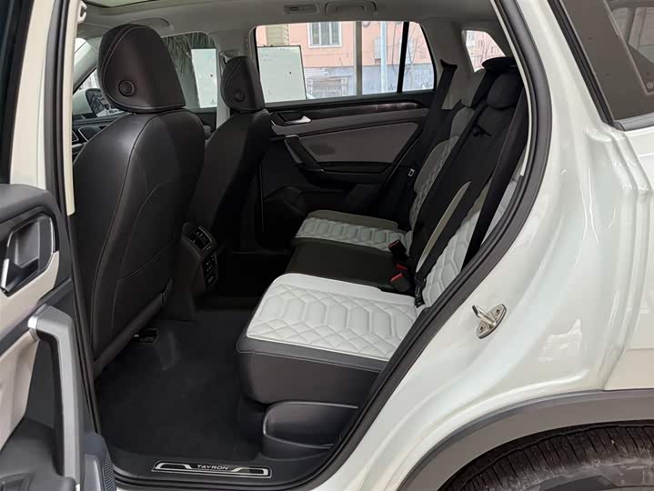 Tayron 2023 280TSI 2WD Luxury Plus Advanced фото 20