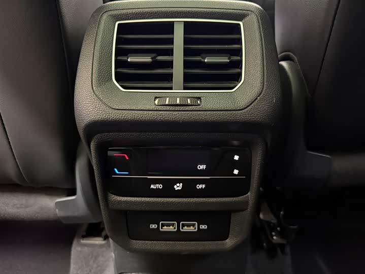Tayron 2023 280TSI 2WD Luxury Plus Advanced фото 16
