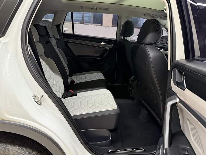 Tayron 2023 280TSI 2WD Luxury Plus Advanced фото 19