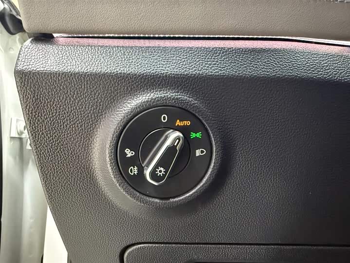 Tayron 2023 280TSI 2WD Luxury Plus Advanced фото 21