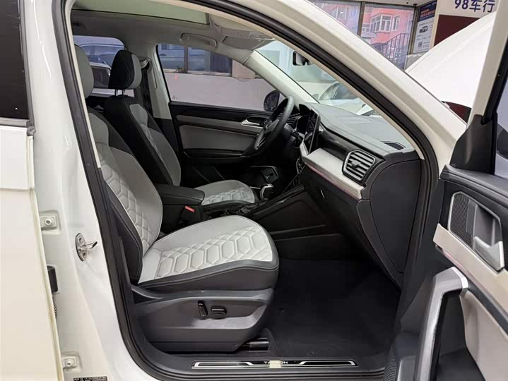 Tayron 2023 280TSI 2WD Luxury Plus Advanced фото 22