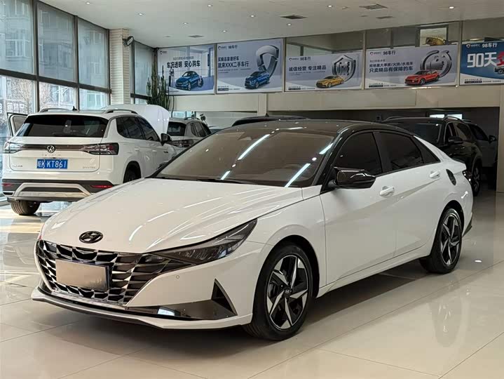 Elantra 2022 1.5L CVT LUX
