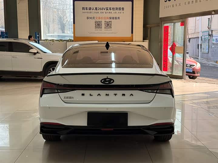 Elantra 2022 1.5L CVT LUX фото 5