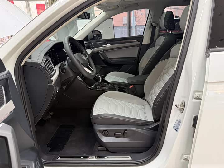 Tayron 2023 280TSI 2WD Luxury Plus Advanced фото 21