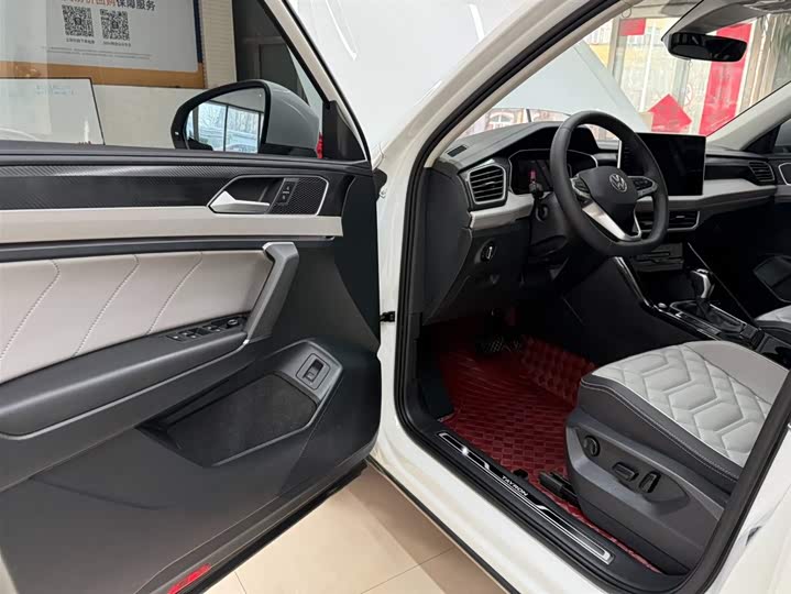 Tayron 2023 280TSI 2WD Luxury Plus Advanced фото 8
