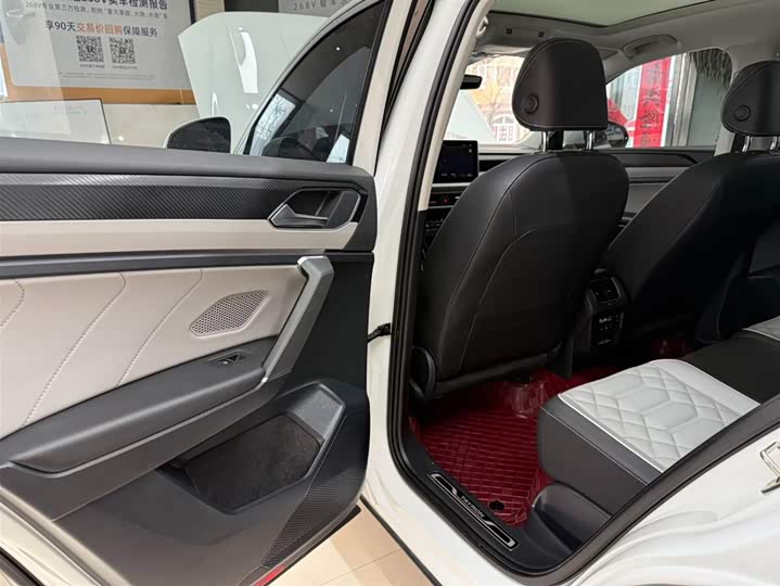 Tayron 2023 280TSI 2WD Luxury Plus Advanced фото 17