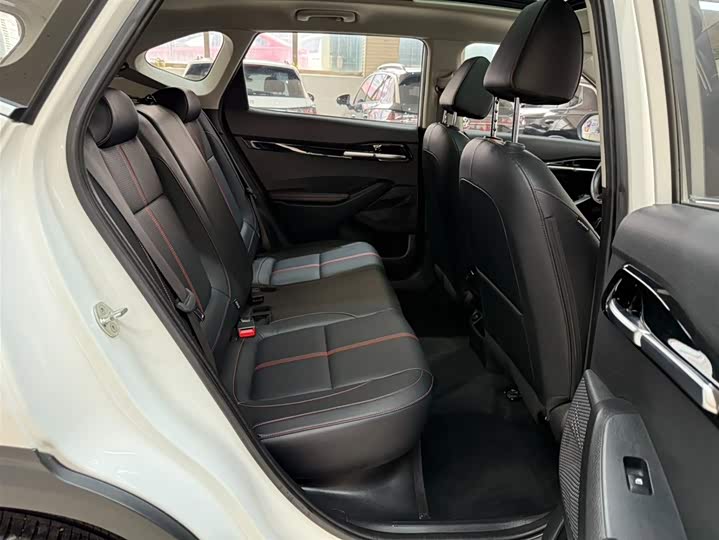Kia KX3 2021 1.5L CVT фото 14
