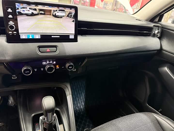 Vezel 2023 1.5L CVT фото 12