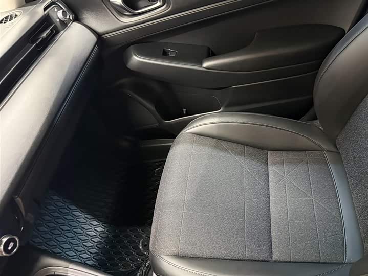 Vezel 2023 1.5L CVT фото 13