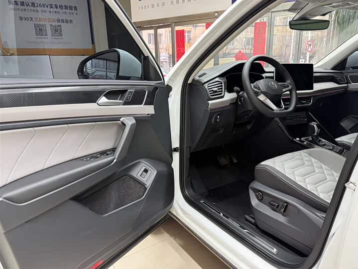 Tayron 2023 280TSI 2WD Luxury Plus Advanced фото 8